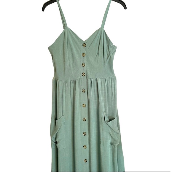 NWT | Good Luck Gem | Button Front Midi Dress in Sage | Size Medium - Picture 4 of 6